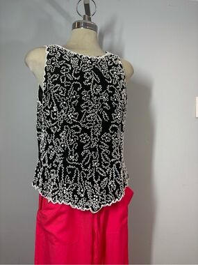Black Sleeveless Beaded Tank Top with White Pattern